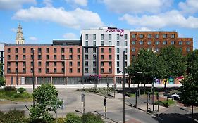 Moxy Bristol